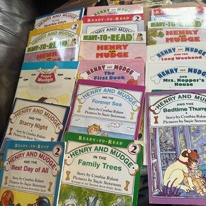 17 Henry and Mudge Books